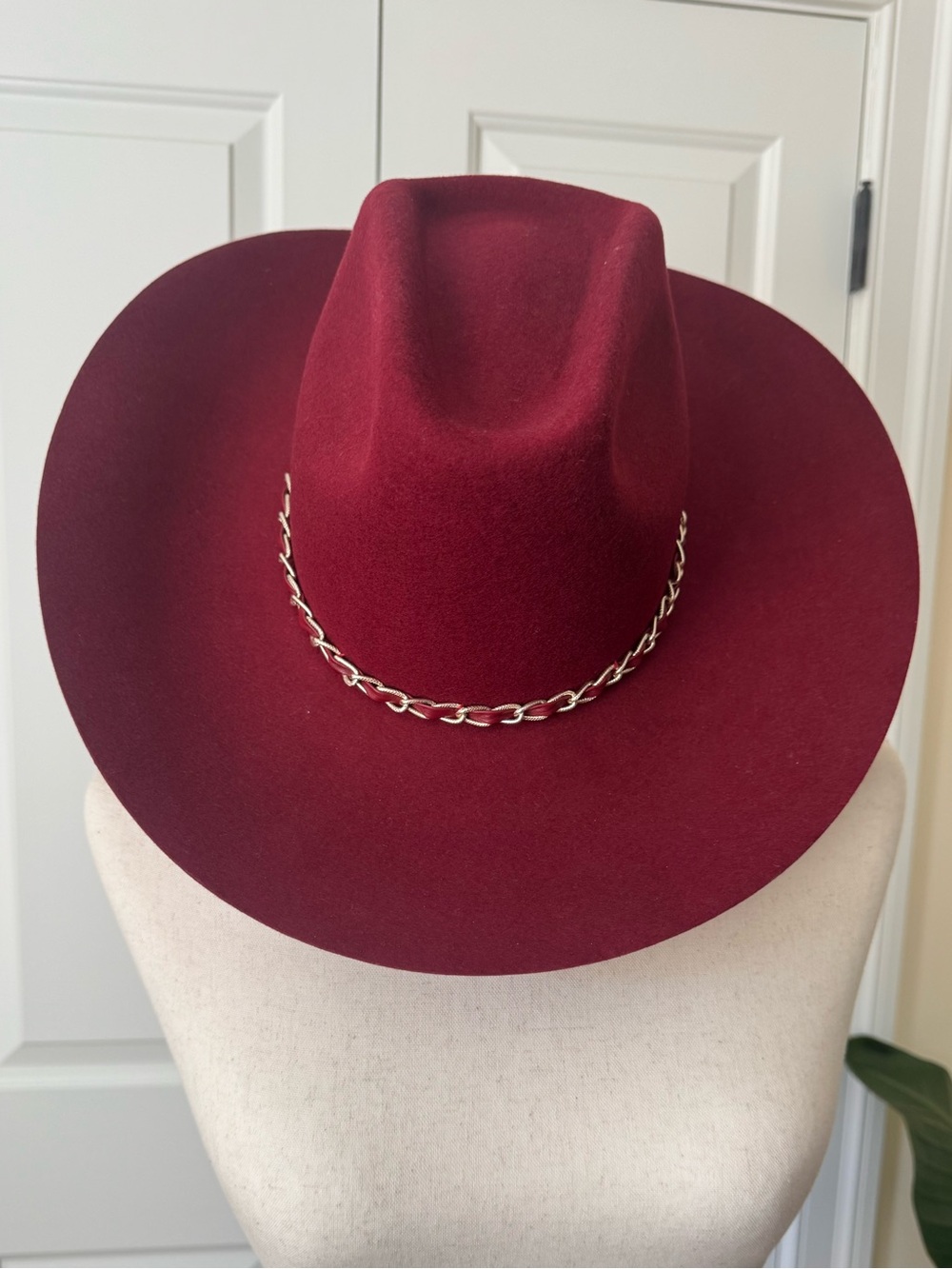 GIgi Pip Cowgirl Hat -Burgundy with Gold Chain Band